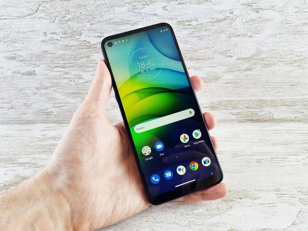 Wat zijn de uitdagingen bij het ontwikkelen van cross-platform games?